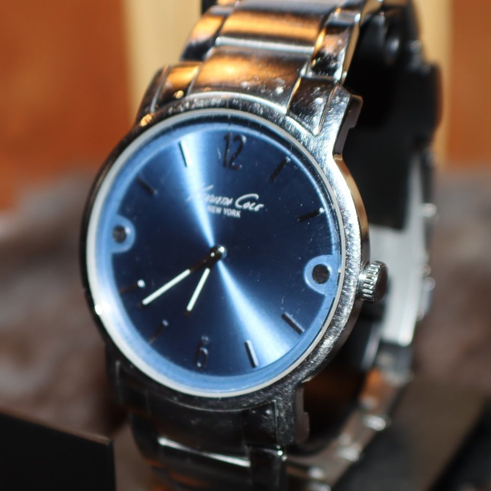 Kenneth Cole New York Men's Bracelet Collection Blue Dial Watch KC3929